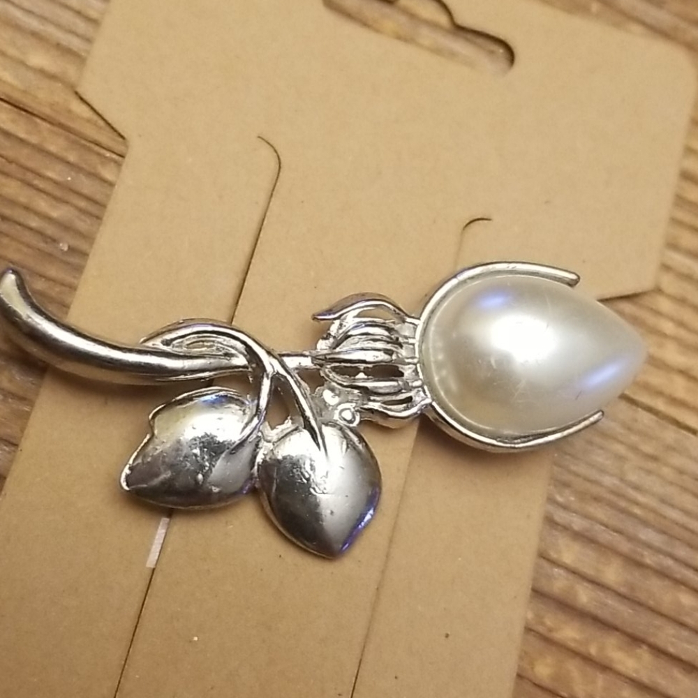 Vintage Rose Bud Brooch